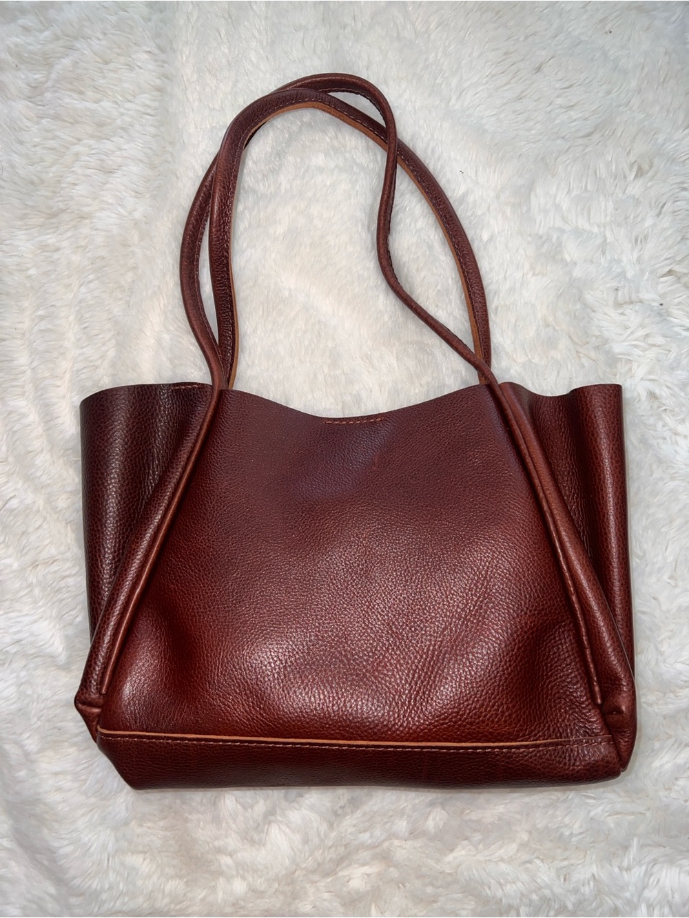 Verona Medium Portland Leather Pebbled Leather Shoulder Bag in Nutmeg - Picture 2 of 5